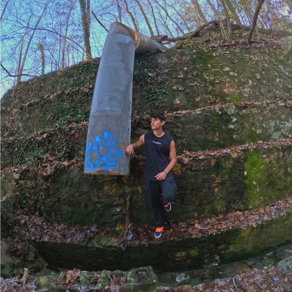 Meet your Posher, Roe - Picture 1 of 1